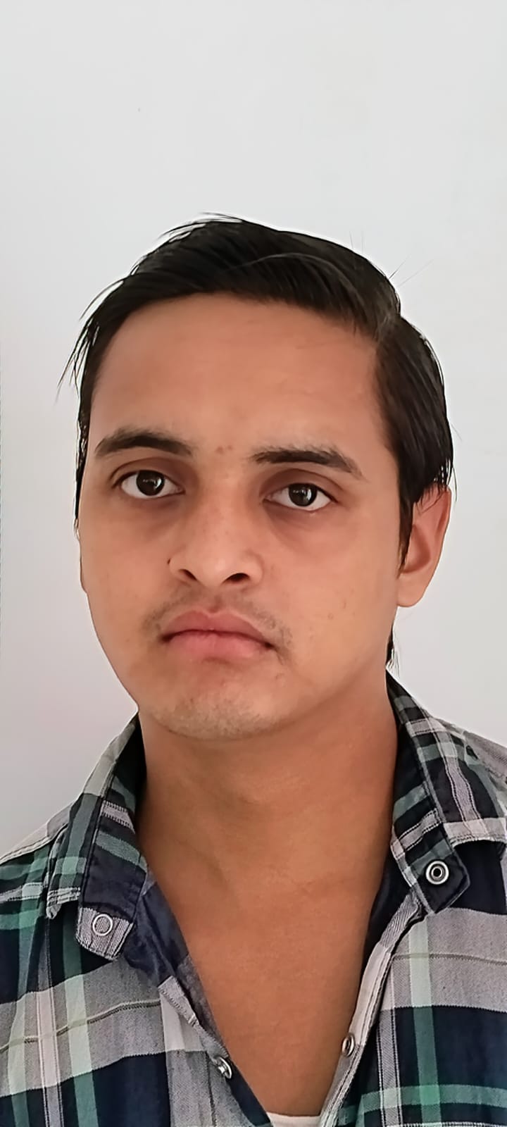 member-img