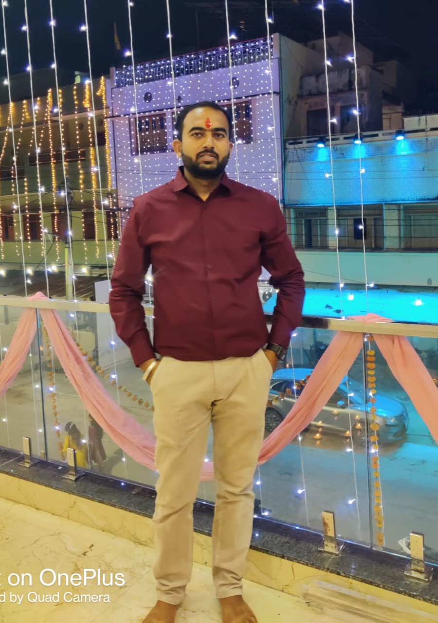 member-img