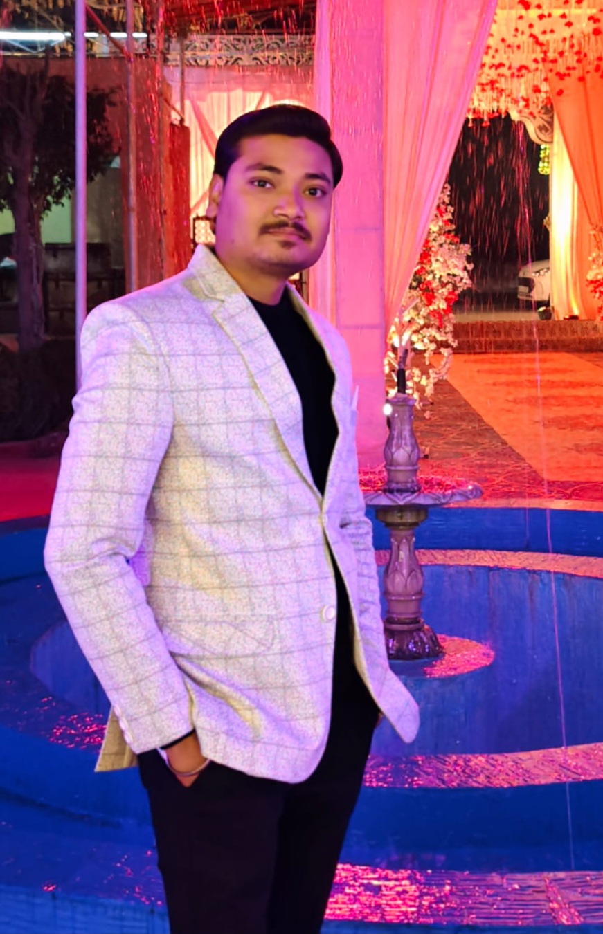 member-img